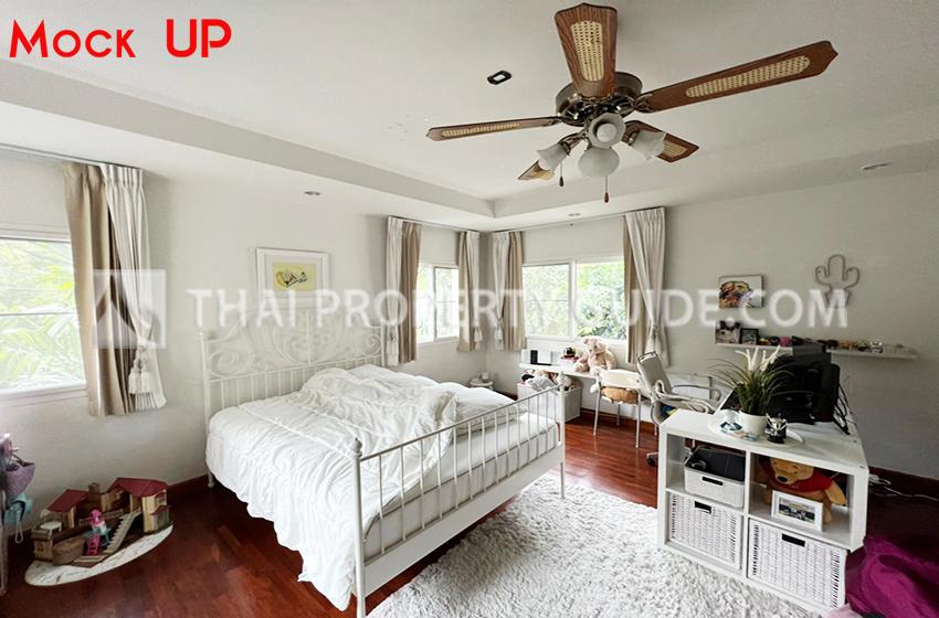House with Private Pool in Nichada Thani 